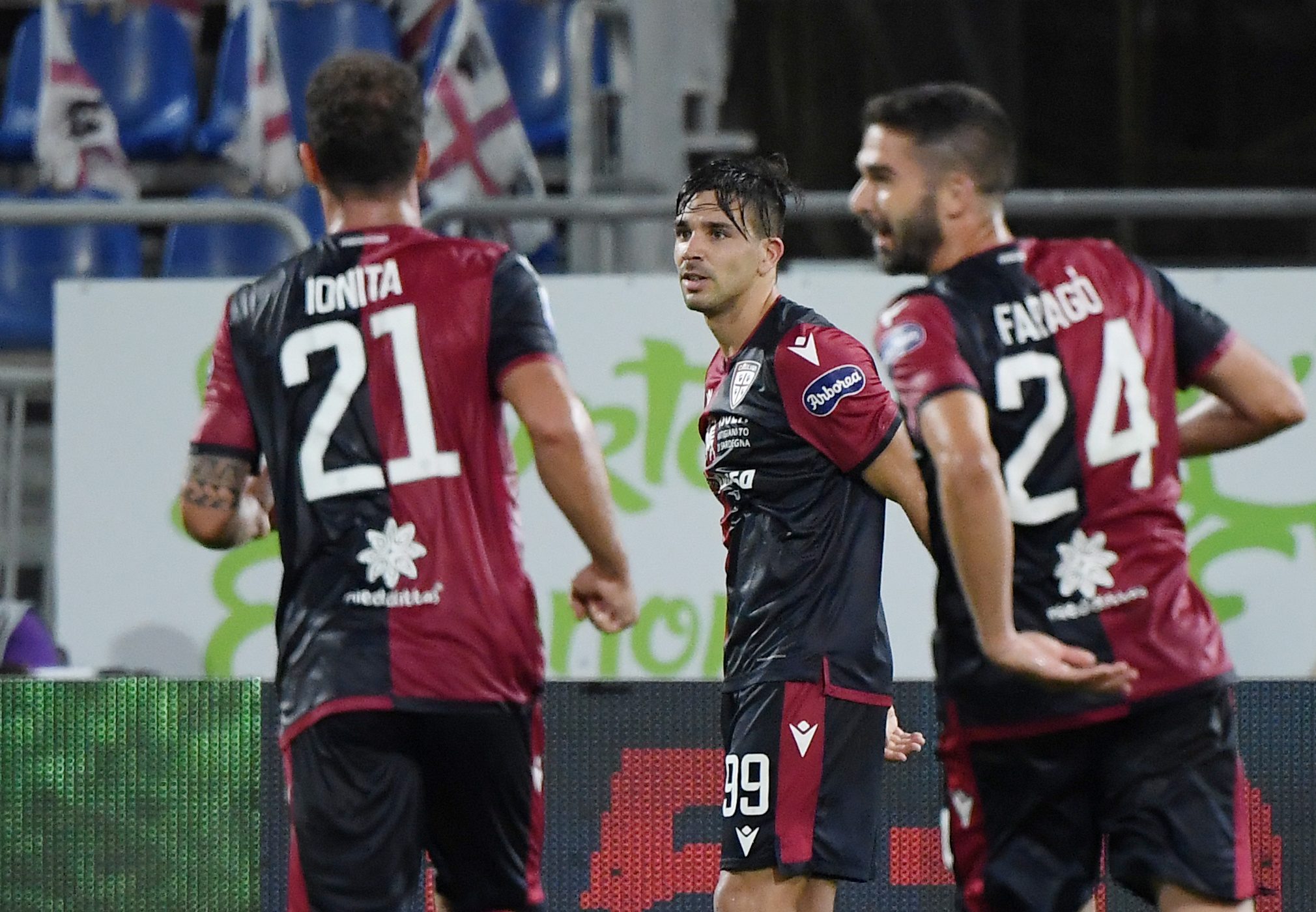 การวิเคราะห์การแข่งขันระหว่าง กาญารี่ กับ เจนัว 