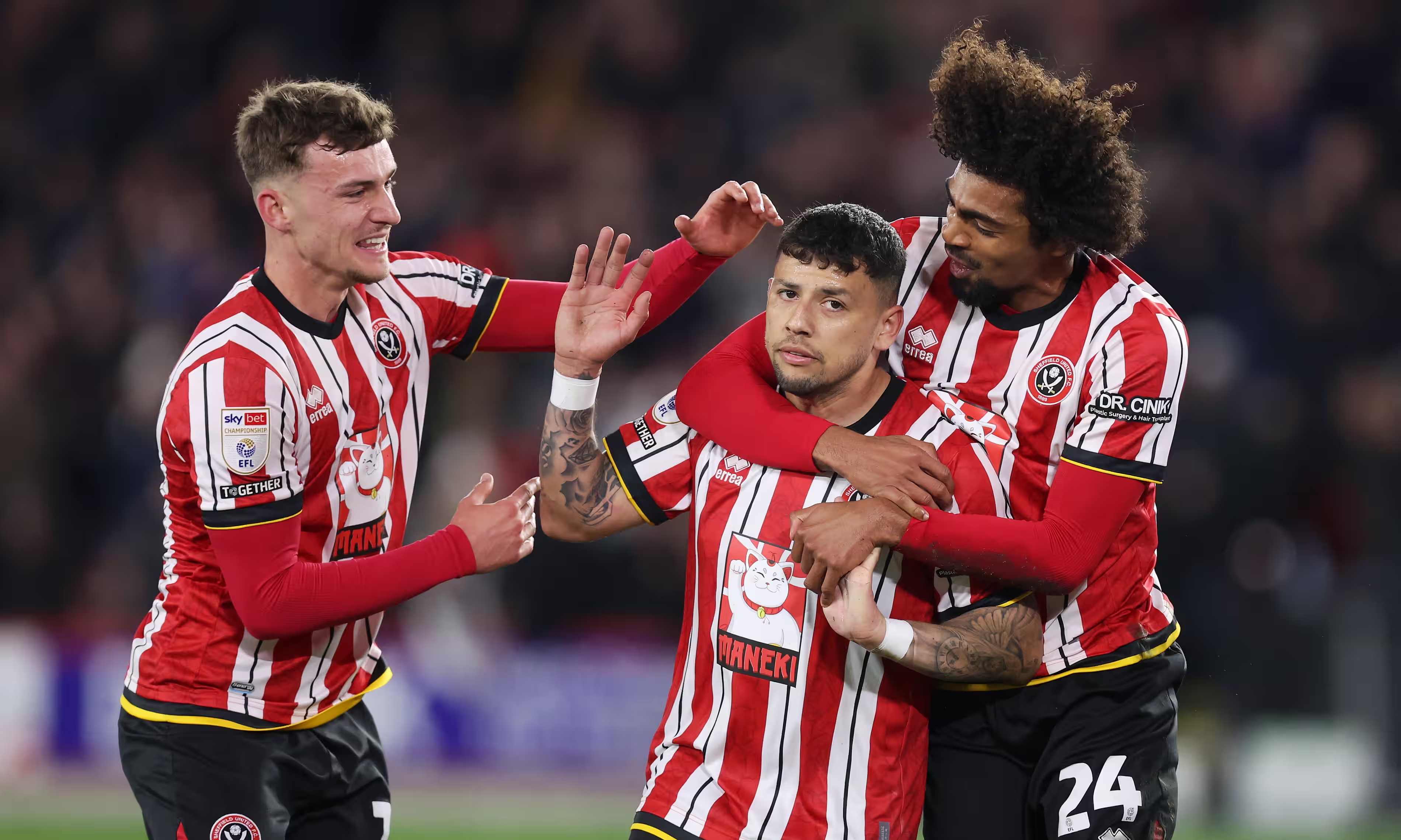 แฮมเมอร์ซัดประตูให้เชฟฟิลด์ ยูไนเต็ด ขึ้นนำจ่าฝูงด้วยชัยชนะเหนือโคเวนทรีอย่างเด็ดขาด