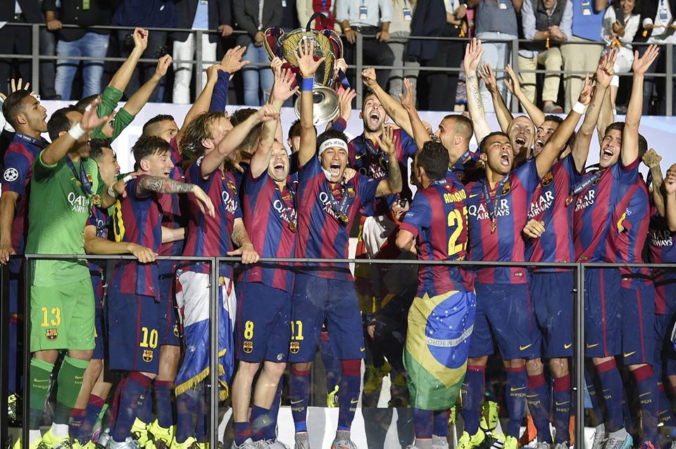 โจ โคล เชื่อว่าแนวรับของบาร์เซโลน่ายังไม่ดีพอที่จะคว้าแชมป์ยูฟ่า แชมเปี้ยนส์ ลีก พวกเขาถูกเจาะเปิดกว้าง