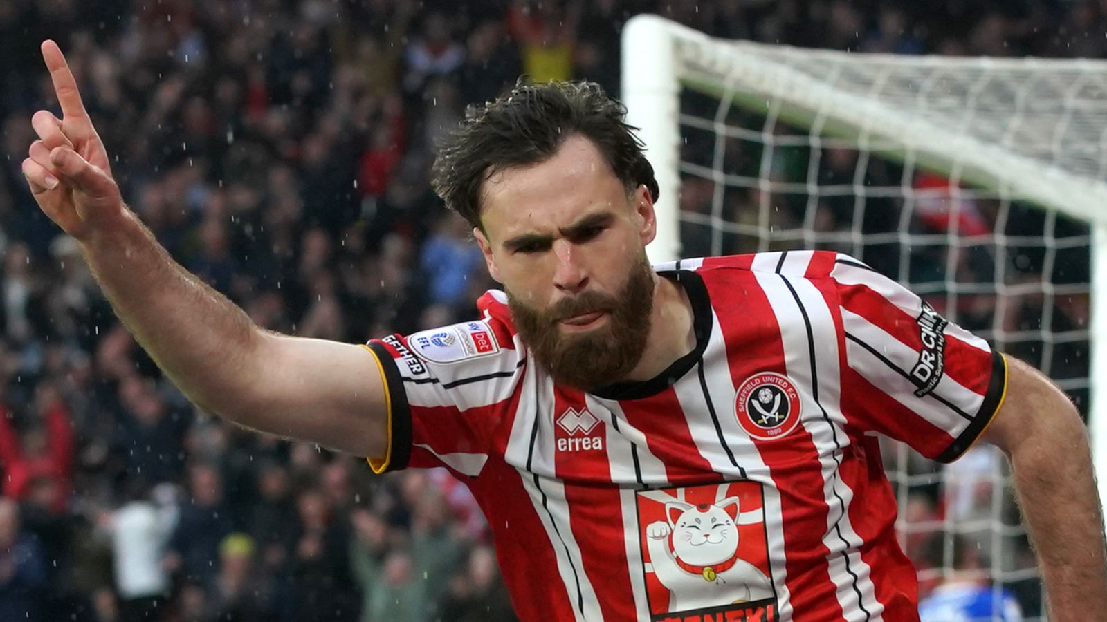 เชฟฟิลด์ ยูไนเต็ด 2-0 คาร์ดิฟฟ์ ซิตี้: กุสตาโว ฮาเมอร์ และเบน เบรเรตัน ดิอาซ ช่วยให้เบลดส์มีความหวังในการเลื่อนชั้นอัตโนมัติต่อไป