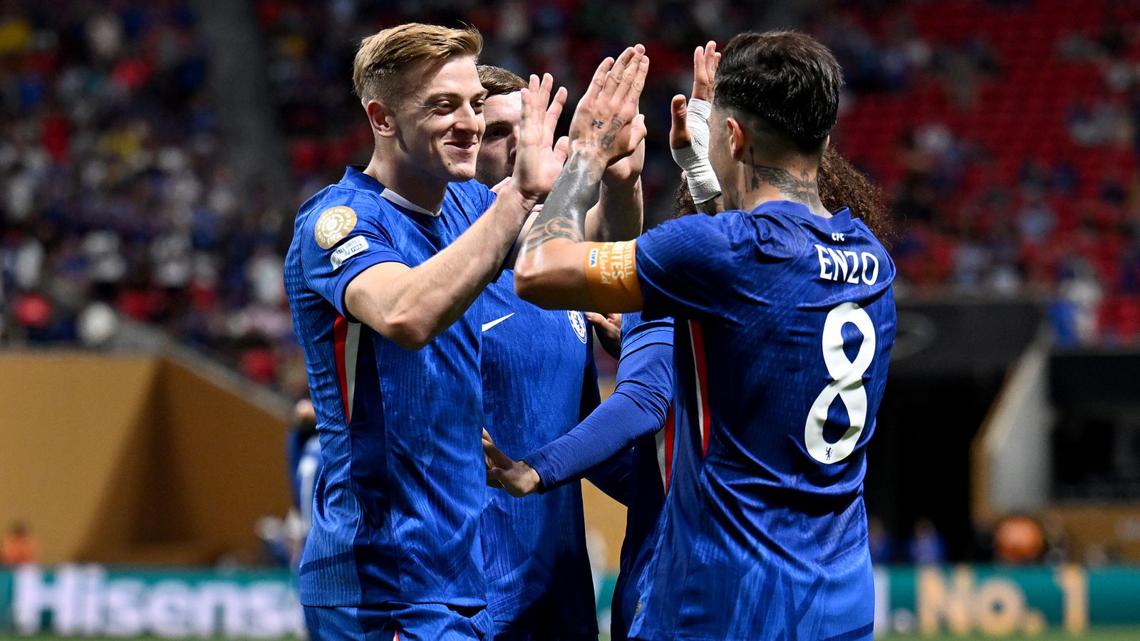 เชลซี 2-0 แอลเอเอฟซี: ลูกทีมของเอ็นโซ มาเรสก้า ออกสตาร์ตชัยชนะในศึกชิงแชมป์สโมสรโลกในสนามที่มีคนดูเพียงครึ่งเดียว