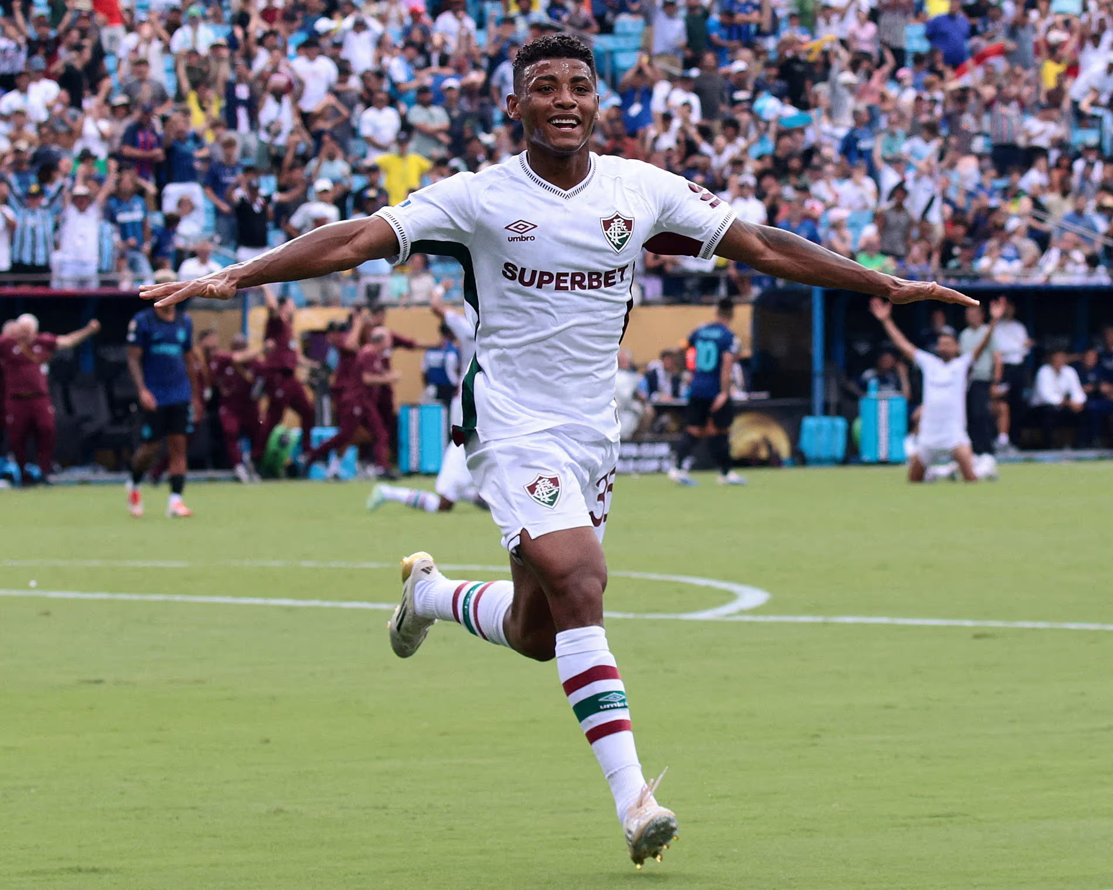 อินเตอร์ตกรอบ 16 ทีมสุดท้ายฟุตบอลชิงแชมป์สโมสรโลกโดยฟลูมิเนนเซ่จากบราซิล