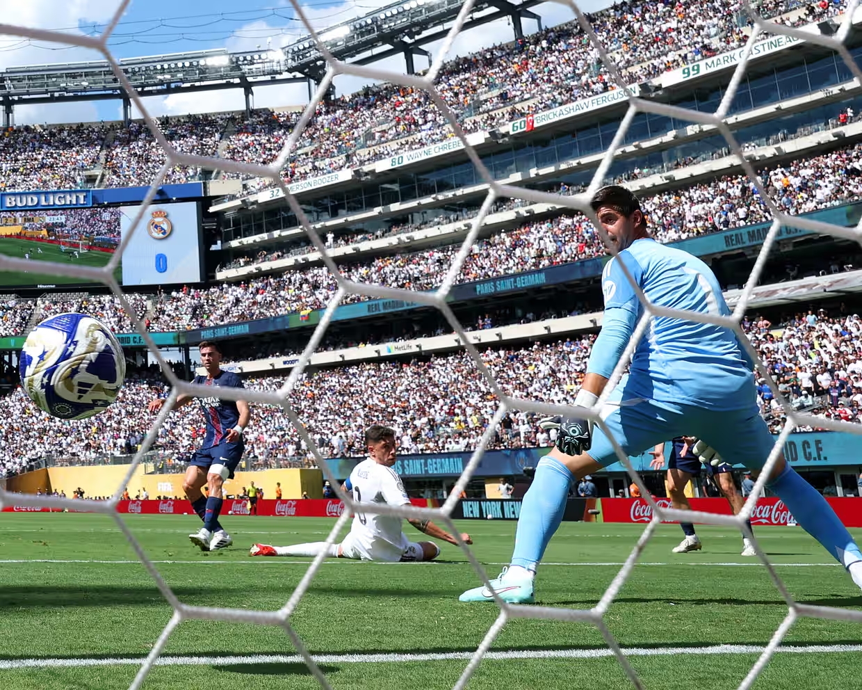 PSG ล่องผ่านเข้ารอบชิงชนะเลิศฟุตบอลชิงแชมป์สโมสรโลก หลังรุยซ์และเดมเบเล่สร้างความฮือฮาให้เรอัล มาดริด