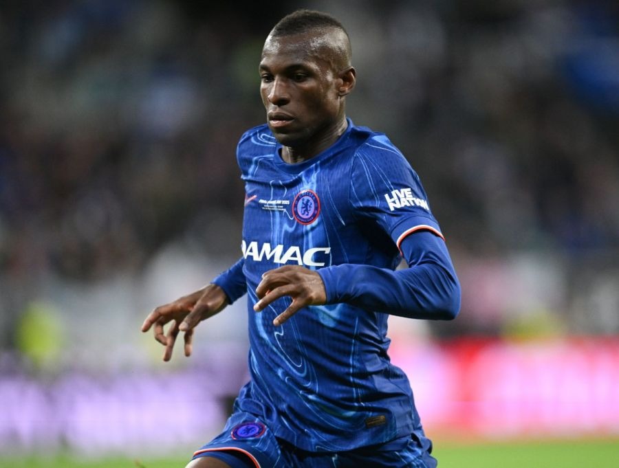 ขายนิโกลัส แจ็คสัน และ ชูเอา เฟลิกซ์ แต่เก็บโรเบิร์ต ซานเชซ ผู้รักษาประตูไว้ แฟนๆโหวตอนาคตของเชลซีในอนาคตเก็บหรือขายของเรา