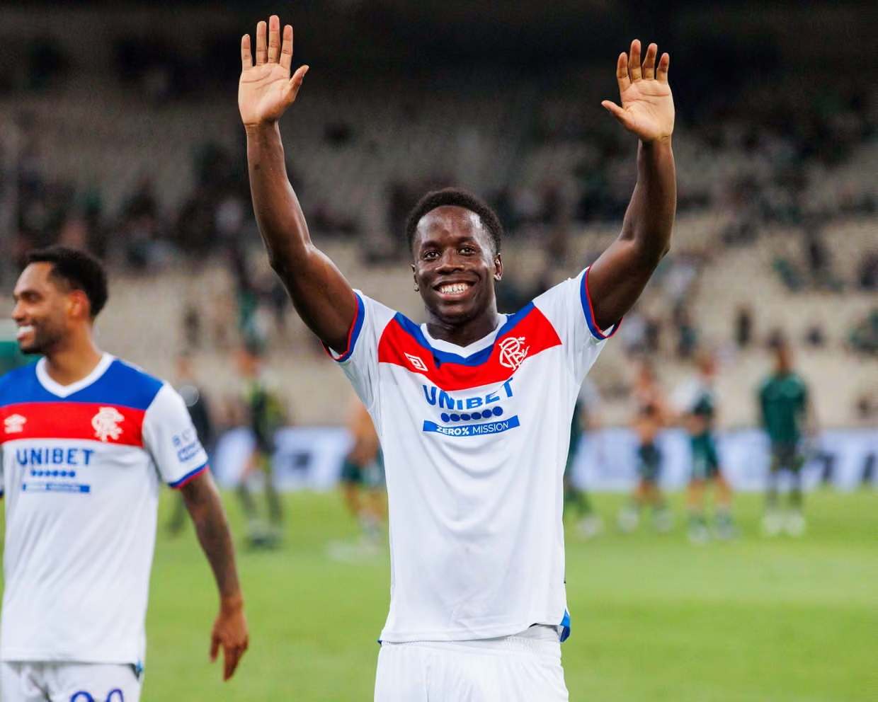 เรนเจอร์สเอาชนะพานาธิไนกอสที่ไร้ประโยชน์ในเกมคัดเลือกแชมเปี้ยนส์ลีก