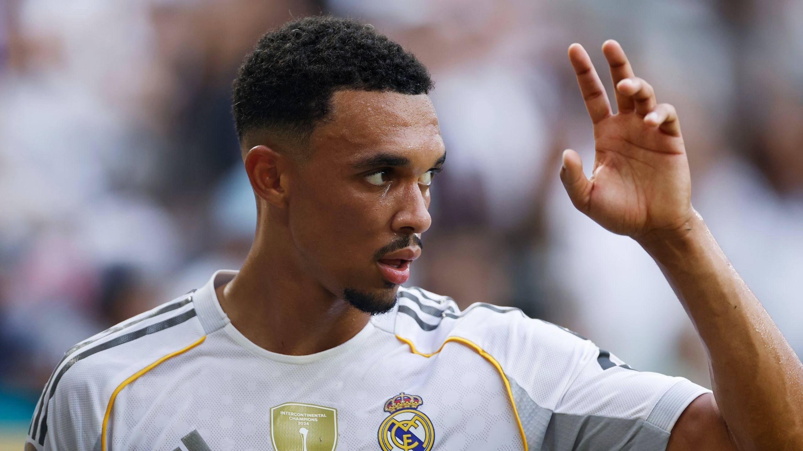 ชาบี อลอนโซ ยอมรับว่าเทรนต์ อเล็กซานเดอร์-อาร์โนลด์ ไม่ได้การันตีการลงสนามให้กับเรอัล มาดริด ไม่ใช่เรื่องของการยุติธรรม