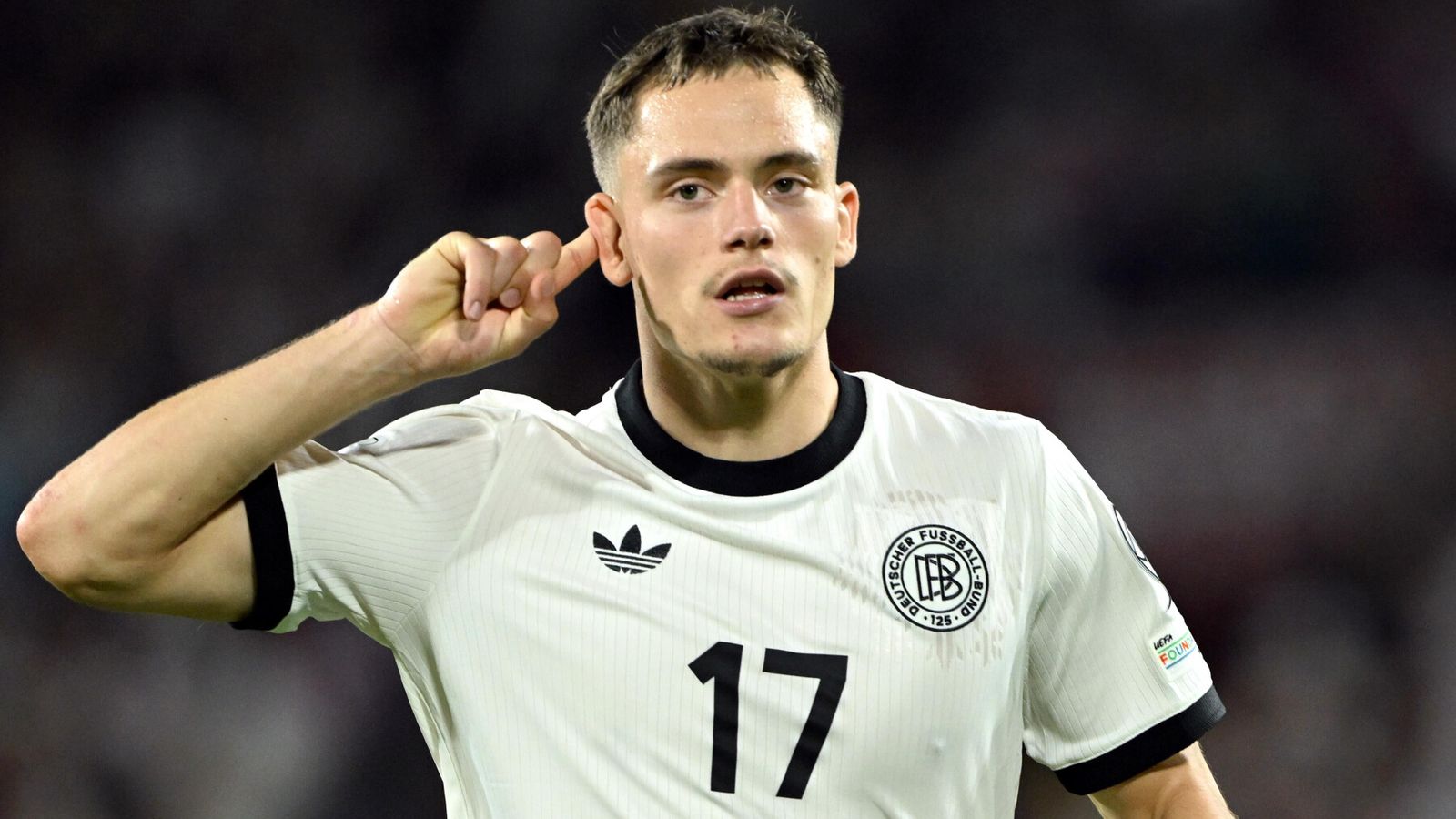 เยอรมนี 3-1 ไอร์แลนด์เหนือ: ไอแซค ไพรซ์ ยิงตีเสมอได้ไม่เพียงพอ ขณะที่ฟลอเรียน เวิร์ตซ์ ยิงประตูในศึกฟุตบอลโลกรอบคัดเลือกกลุ่มเอ