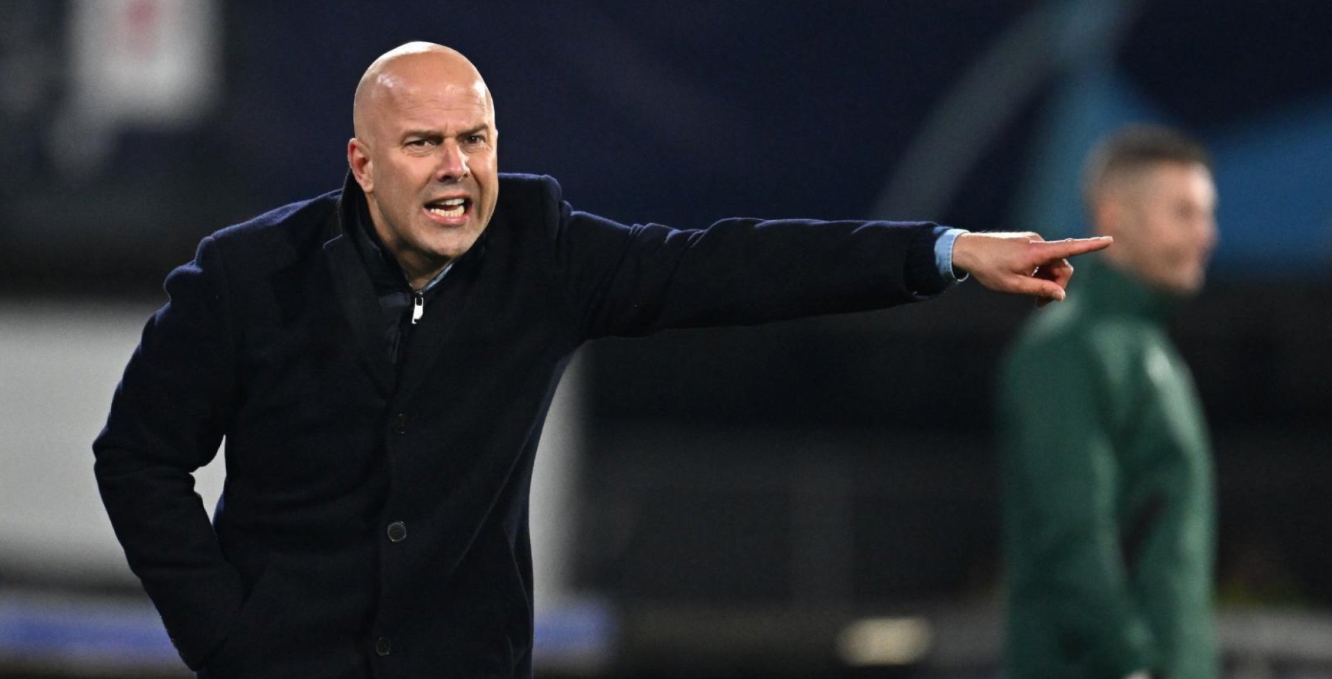 อาร์เน่ สล็อต กุนซือลิเวอร์พูล ตัดสินใจเลือกอย่าง แทบจะเป็นไปไม่ได้ ระหว่างแชมป์พรีเมียร์ลีกอีกครั้งหรือแชมป์ยูฟ่า แชมเปี้ยนส์ลีก