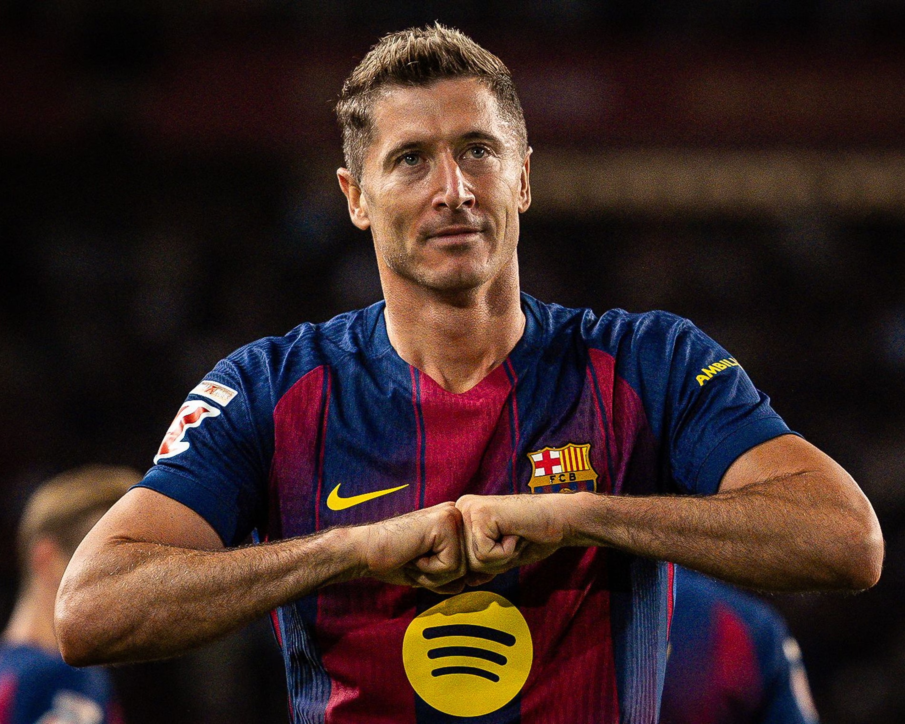 คูนเด้และเลวานดอฟสกี้ทำประตูชัยให้บาร์เซโลน่า