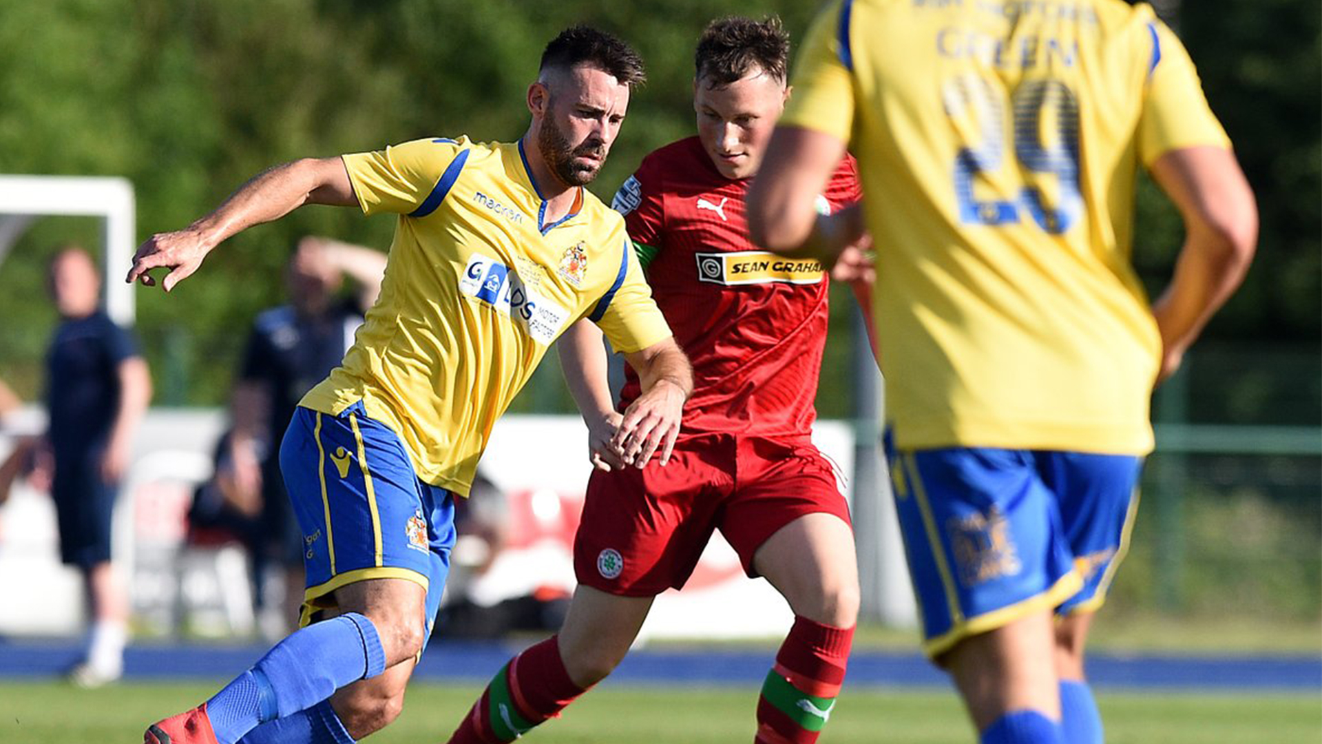 วิเคราะห์การแข่งขันระหว่าง แบรี่ ทาวน์ ยูไนเต็ด และ ไบรตัน เฟอร์รี่