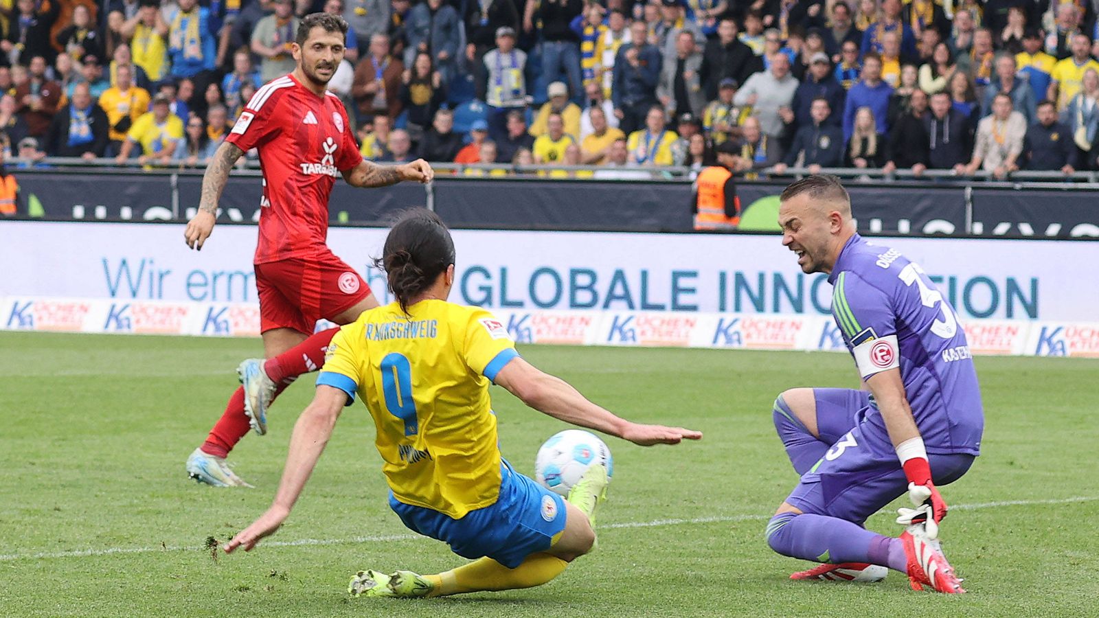 เจาะลึกการวิเคราะห์บอล: ดุสเซลดอร์ฟ vs เบราน์ชไวก์