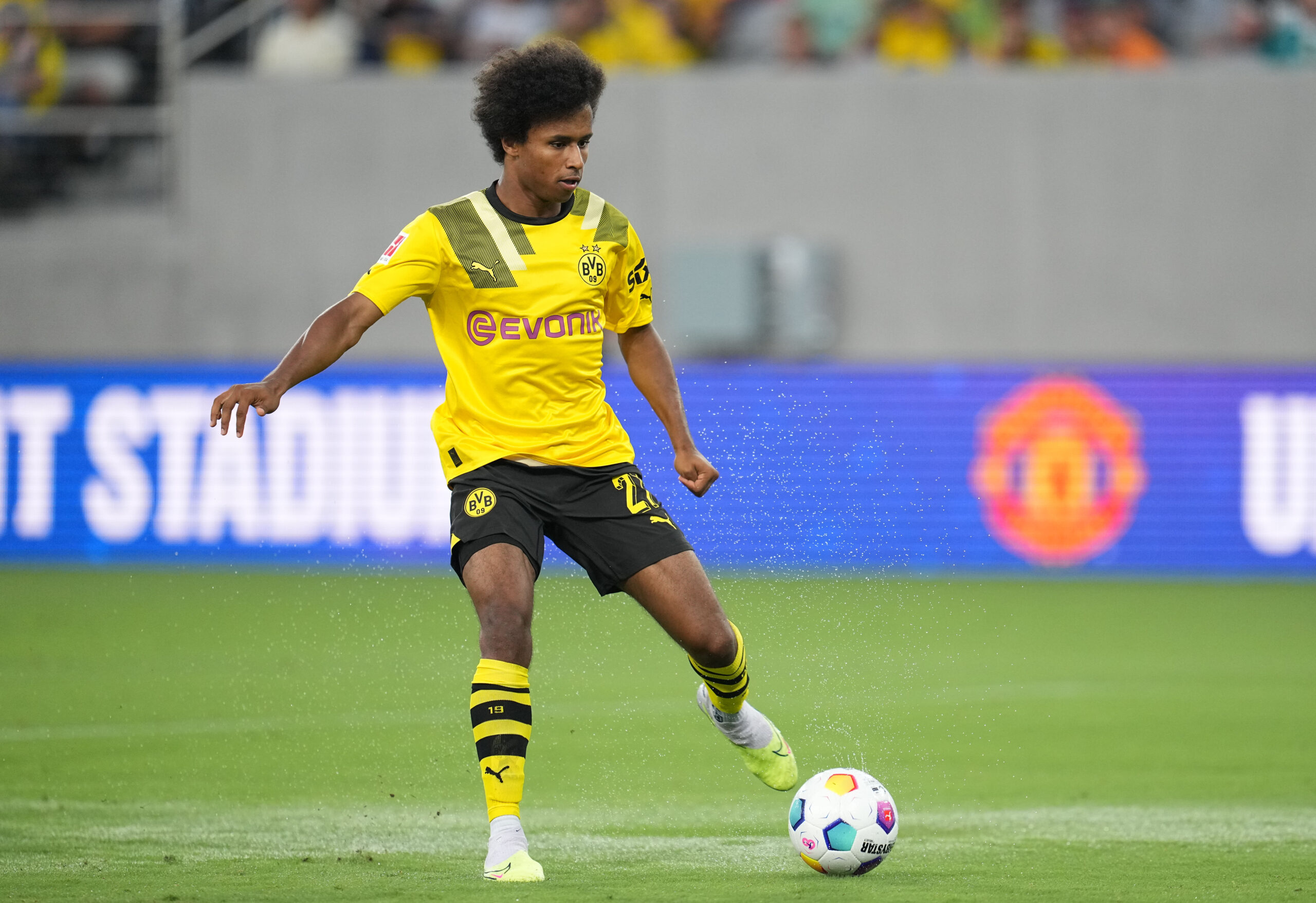 อนาคตของอาเดเยมีกับดอร์ทมุนด์