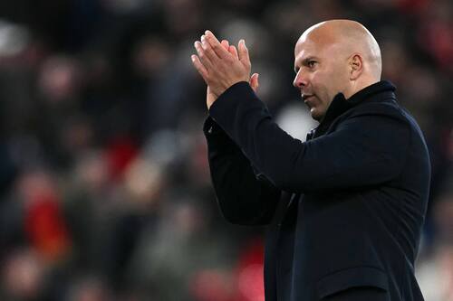 ทำไมอาร์เน่ สล็อต ถึงควรกลัวนูโน่ เอสปิริโต ซานโต ขณะที่พรีเมียร์ลีกกำลังประสบปัญหาทำให้ยุโรปต้องสงสัย