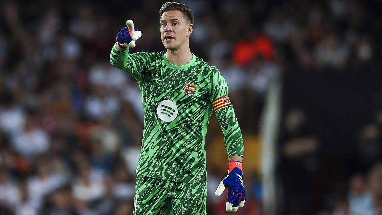 บาร์เซโลนาสี่ผู้เล่นถูกใส่ชื่อในรายชื่อขายนักเตะก่อนหน้าต่างซื้อขายเดือนมกราคม
