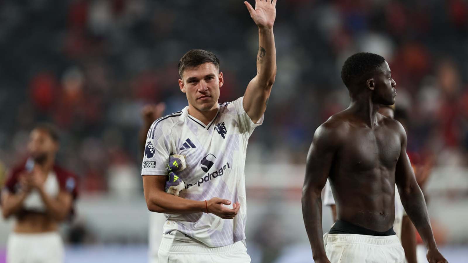 แมนฯ ยูไนเต็ด นักเตะค่าตัว 42 ล้านปอนด์ อาจถูกใช้ในข้อตกลงแลกเปลี่ยนสุดเซอร์ไพรส์เพื่อแลกกับดาวเด่น ฝีมือดี ของซันเดอร์แลนด์