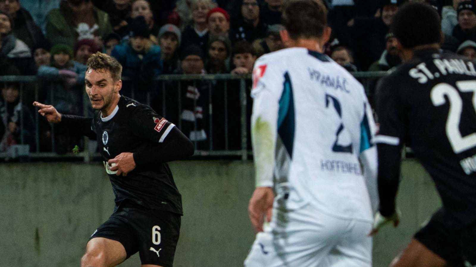 วิเคราะห์บอล บุนเดสลีกา เยอรมัน ซังค์ เพาลี vs ฮัมบูร์ก