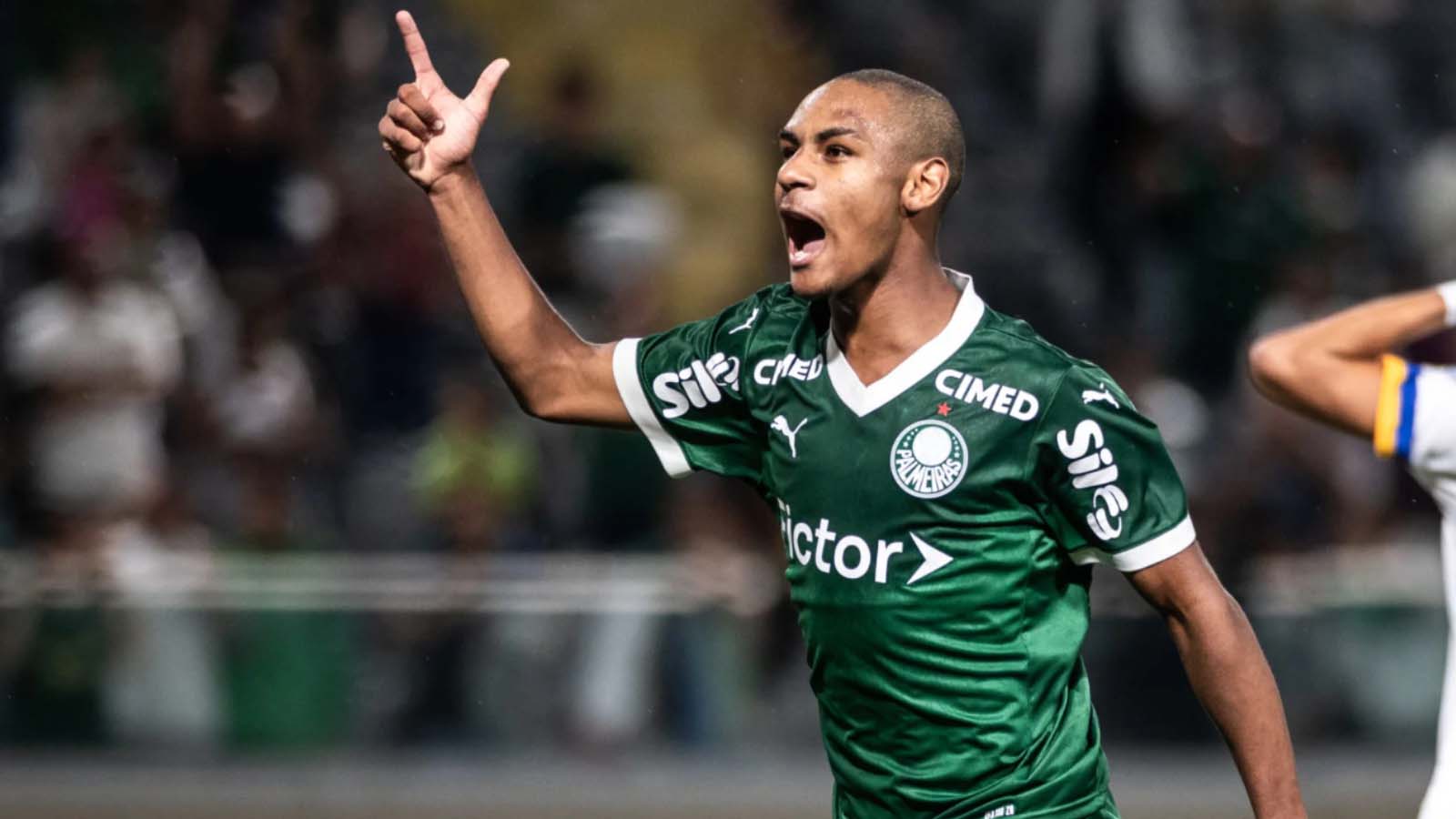 เอดูอาร์โด คอนเซเซา คือใคร ดาวรุ่งชาวบราซิลคนล่าสุดที่บาร์เซโลนากำลังจับตามอง