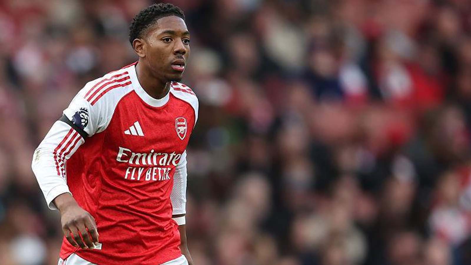 อาร์เซนอล ความกังวลเกี่ยวกับไมล์ส ลูอิส-สเคลลี ปรากฏขึ้น ขณะที่เป้าหมายสำคัญมูลค่า 52.6 ล้านปอนด์ถูกระบุแล้ว