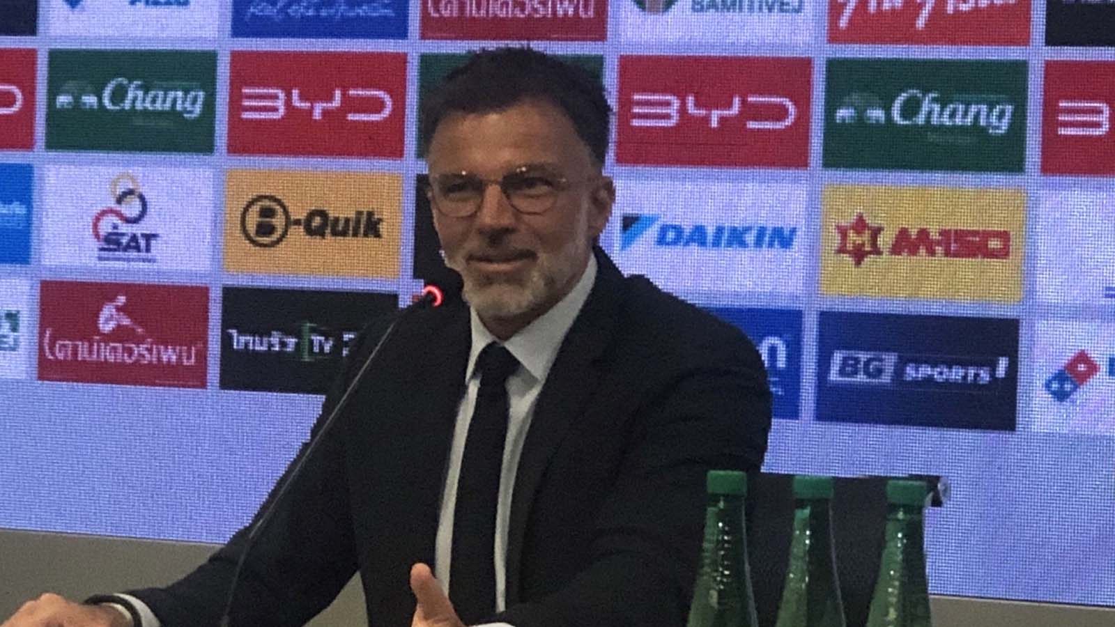 ความคืบหน้าเรื่องเอลเลียต แอนเดอร์สัน ทำให้สโมสรมองหาเป้าหมายกองกลางรายอื่นก่อนตลาดซื้อขายช่วงซัมเมอร์