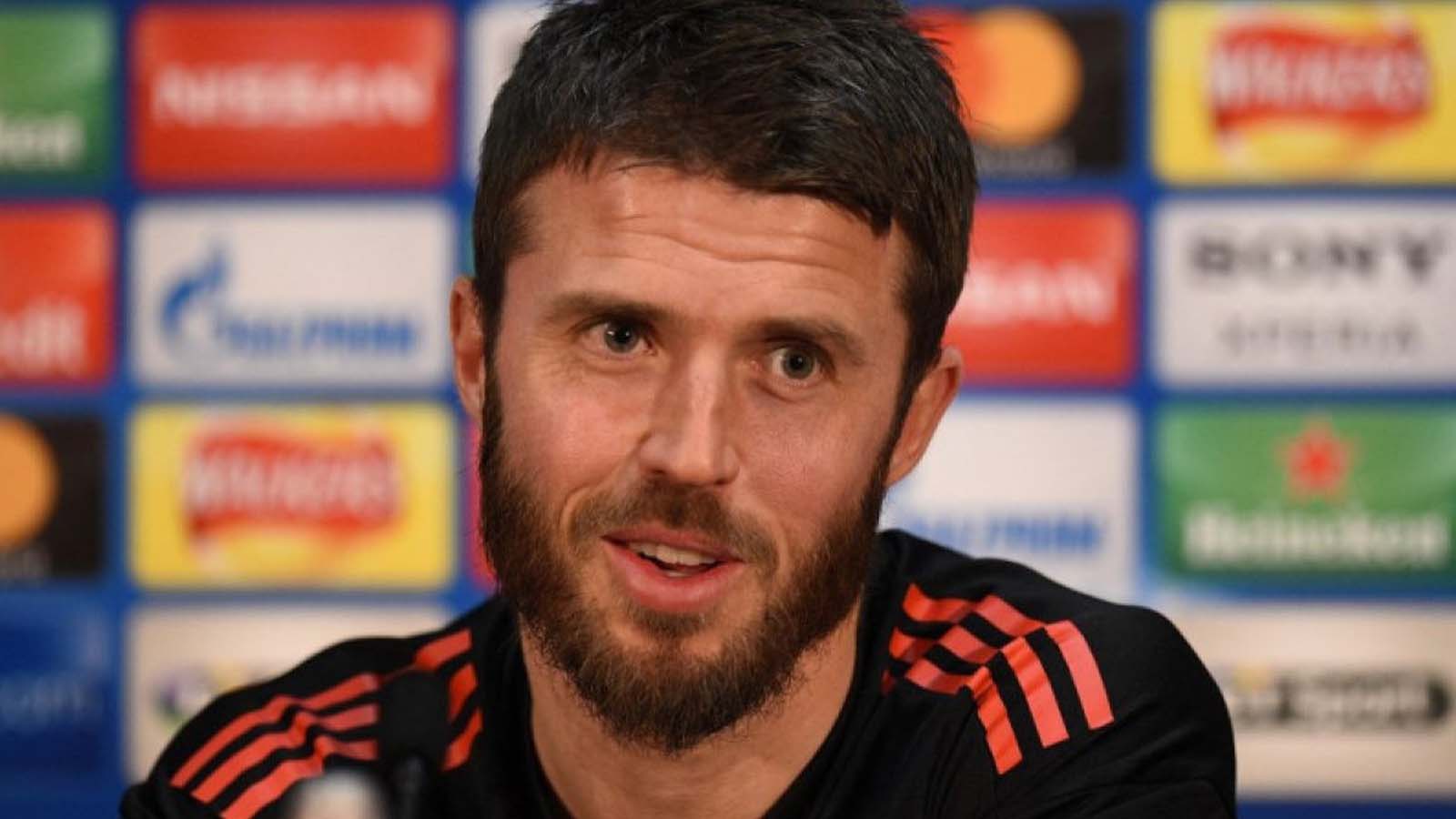 อนาคตของบรูโน่ เฟอร์นันเดส ไมเคิล คาร์ริค หัวหน้าโค้ชของแมนฯ ยูไนเต็ด ให้ข้อมูลอัปเดตเกี่ยวกับดาวเตะปีศาจแดง ท่ามกลางข่าวลือเรื่องการย้ายทีม