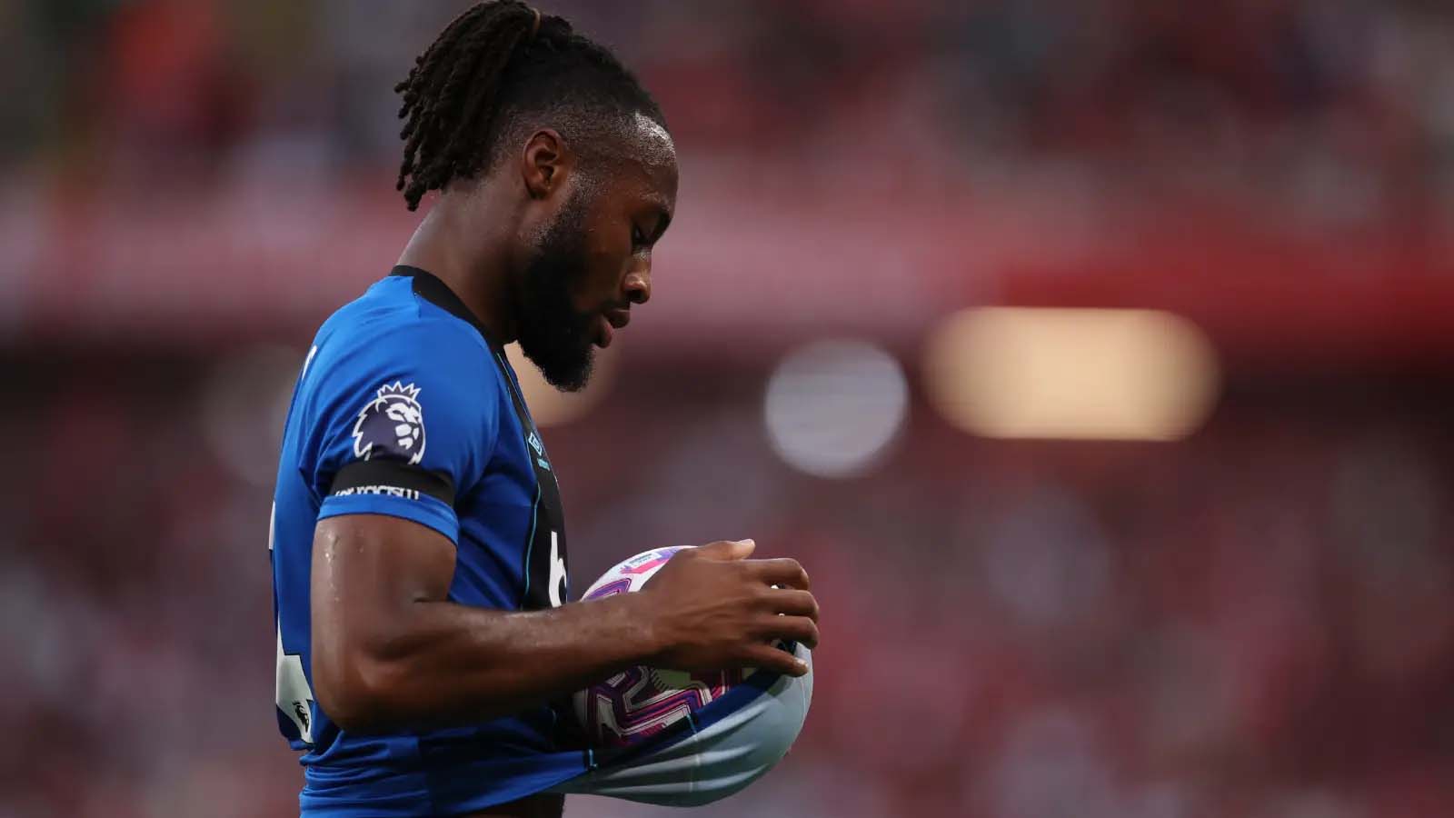 บอร์นมัธ อาจคว้าตัวผู้สืบทอดตำแหน่งของเซเมนโย ซึ่งอาจเป็นสถิติการซื้อขายสูงสุดของสโมสร ขณะที่ยักษ์ใหญ่กำลังจับตามอง